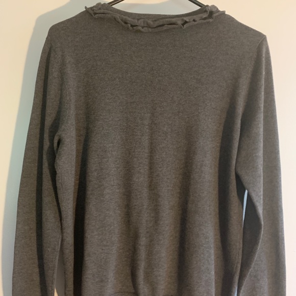 Ann Taylor Loft Ruffled Sweater Gray L - Picture 2 of 4